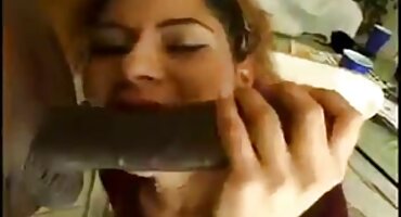 sex alien Bridget phim sex me va con b squirms và được fucked.